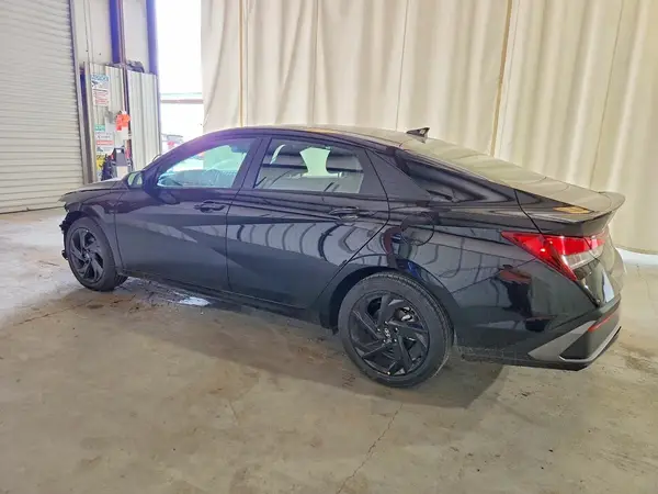 KMHLM4DG7TU183583 2026 HYUNDAI ELANTRA - Image 2
