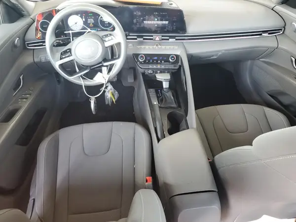 KMHLM4DG8RU635792 2024 HYUNDAI ELANTRA - Image 8