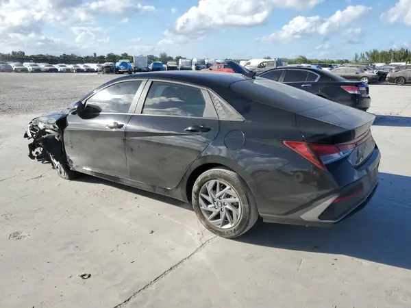 KMHLM4DG8RU636182 2024 HYUNDAI ELANTRA - Image 2