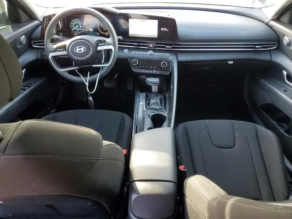 KMHLM4DG8RU636182 2024 HYUNDAI ELANTRA - Image 8