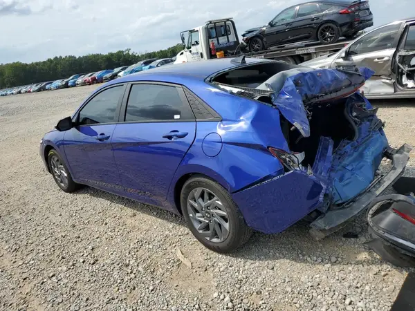 KMHLM4DG8RU638577 2024 HYUNDAI ELANTRA - Image 2