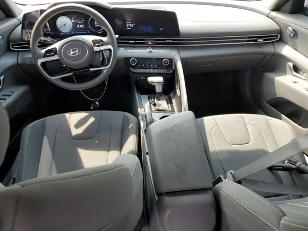 KMHLM4DG8RU638577 2024 HYUNDAI ELANTRA - Image 8