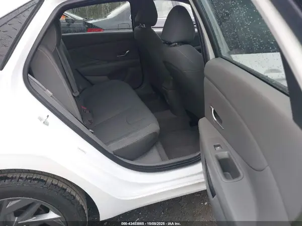 KMHLM4DG8RU641513 2024 HYUNDAI ELANTRA - Image 8