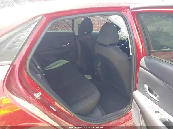 KMHLM4DG8RU648087 2024 HYUNDAI ELANTRA - Image 8