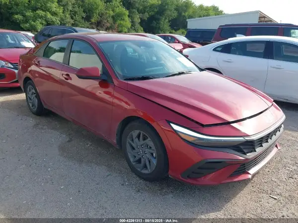 KMHLM4DG8RU654889 2024 HYUNDAI ELANTRA - Image 1
