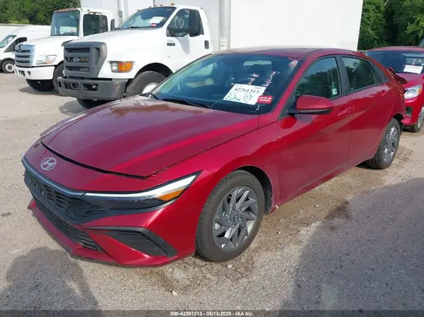 KMHLM4DG8RU654889 2024 HYUNDAI ELANTRA - Image 2