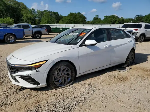 KMHLM4DG8RU665388 2024 HYUNDAI ELANTRA - Image 1