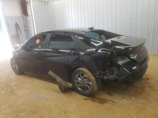 KMHLM4DG8RU672390 2024 HYUNDAI ELANTRA - Image 2