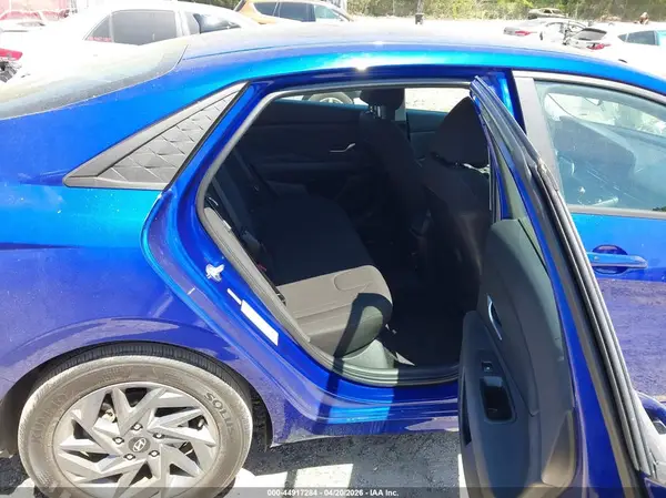 KMHLM4DG8RU675337 2024 HYUNDAI ELANTRA - Image 8