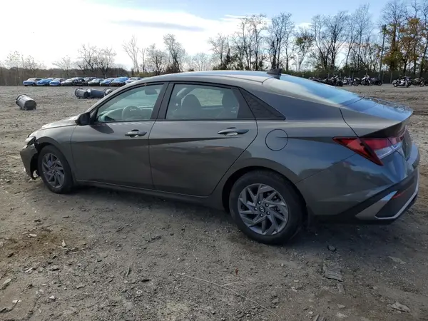 KMHLM4DG8RU678402 2024 HYUNDAI ELANTRA - Image 2