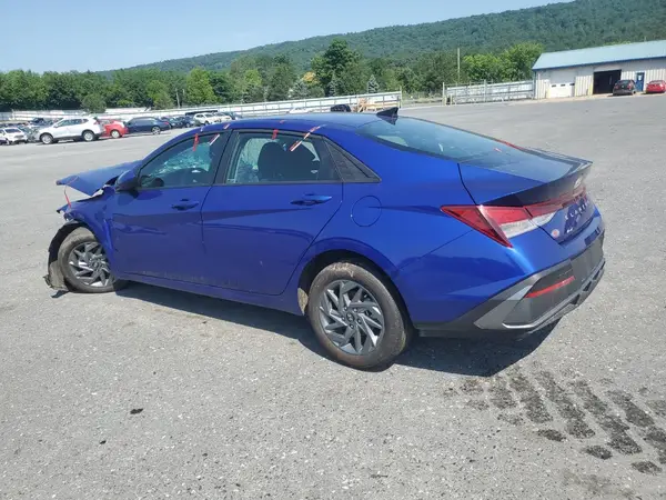 KMHLM4DG8RU678657 2024 HYUNDAI ELANTRA - Image 2