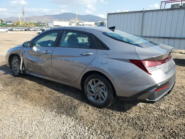 KMHLM4DG8RU681011 2024 HYUNDAI ELANTRA - Image 2