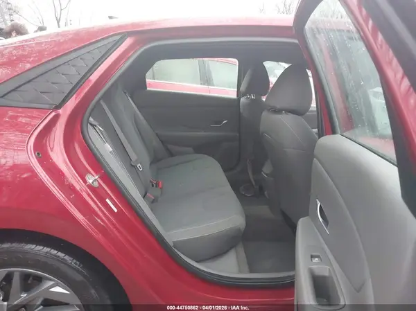 KMHLM4DG8RU681638 2024 HYUNDAI ELANTRA - Image 8