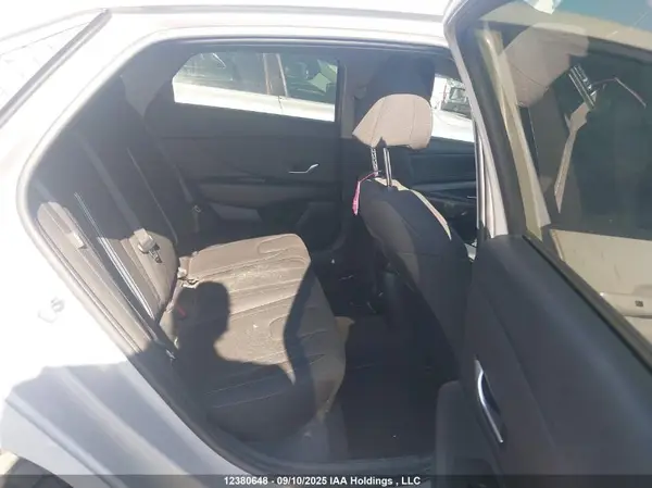 KMHLM4DG8RU683549 2024 HYUNDAI ELANTRA - Image 8