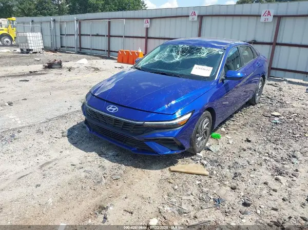 KMHLM4DG8RU685978 2024 HYUNDAI ELANTRA - Image 2