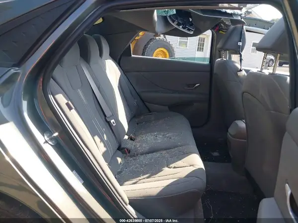 KMHLM4DG8RU688332 2024 HYUNDAI ELANTRA - Image 8