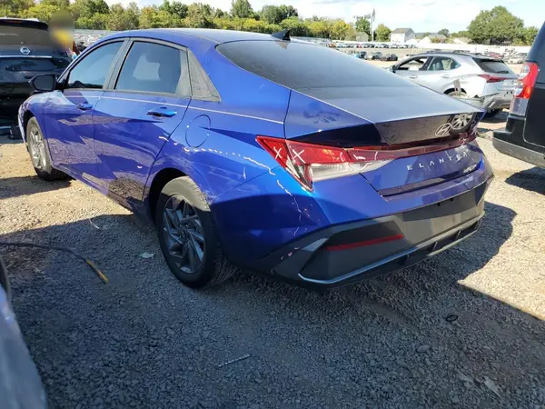 KMHLM4DG8RU698858 2024 HYUNDAI ELANTRA - Image 2