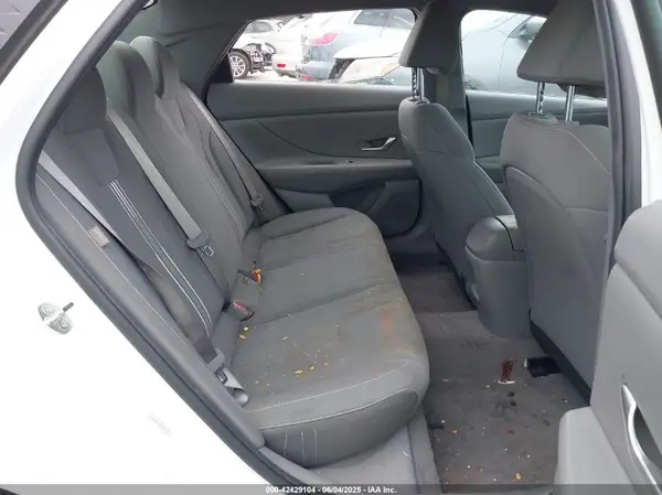 KMHLM4DG8RU699508 2024 HYUNDAI ELANTRA - Image 8