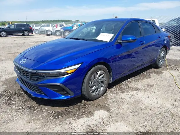 KMHLM4DG8RU701404 2024 HYUNDAI ELANTRA - Image 2