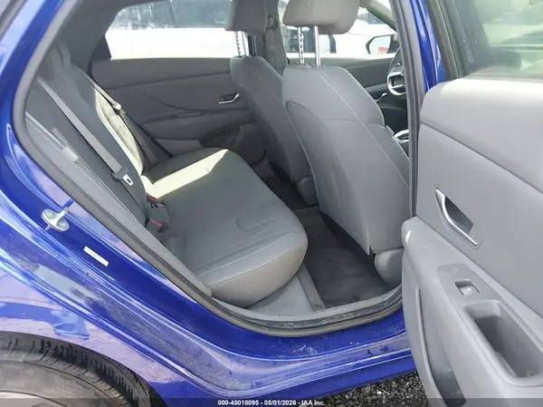 KMHLM4DG8RU701404 2024 HYUNDAI ELANTRA - Image 8