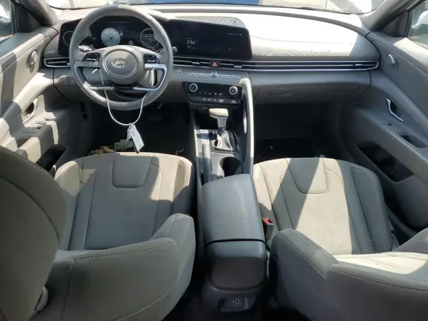 KMHLM4DG8RU704707 2024 HYUNDAI ELANTRA - Image 8