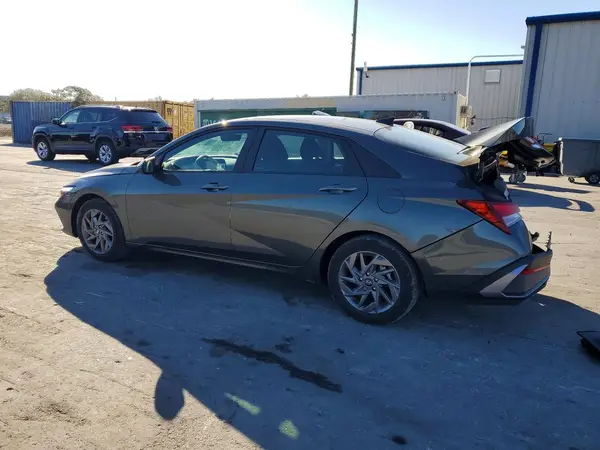 KMHLM4DG8RU706103 2024 HYUNDAI ELANTRA - Image 2