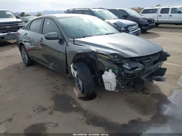 KMHLM4DG8RU712161 2024 HYUNDAI ELANTRA - Image 1