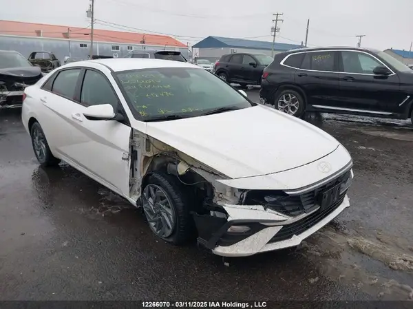 KMHLM4DG8RU718476 2024 HYUNDAI ELANTRA - Image 1