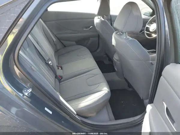 KMHLM4DG8RU719935 2024 HYUNDAI ELANTRA - Image 8