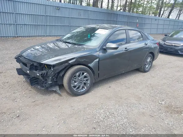 KMHLM4DG8RU720065 2024 HYUNDAI ELANTRA - Image 2