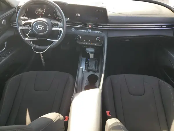 KMHLM4DG8RU720437 2024 HYUNDAI ELANTRA - Image 8