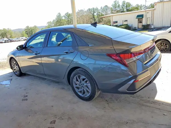 KMHLM4DG8RU723421 2024 HYUNDAI ELANTRA - Image 2