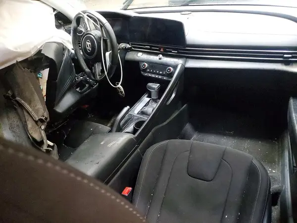 KMHLM4DG8RU726061 2024 HYUNDAI ELANTRA - Image 8