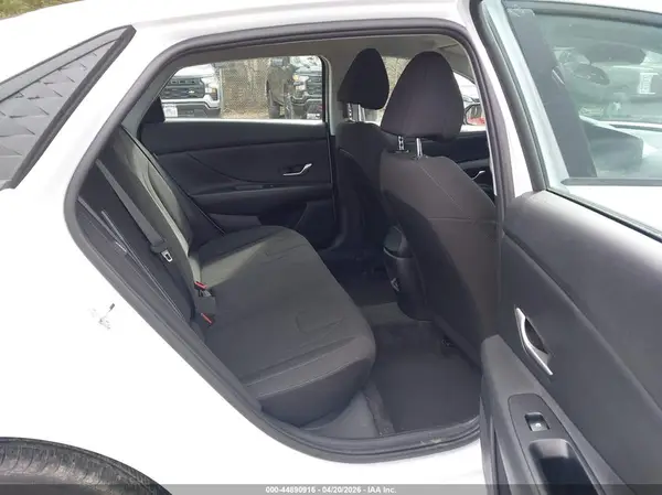 KMHLM4DG8RU726495 2024 HYUNDAI ELANTRA - Image 8