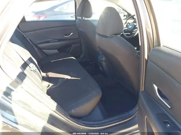 KMHLM4DG8RU727923 2024 HYUNDAI ELANTRA - Image 8