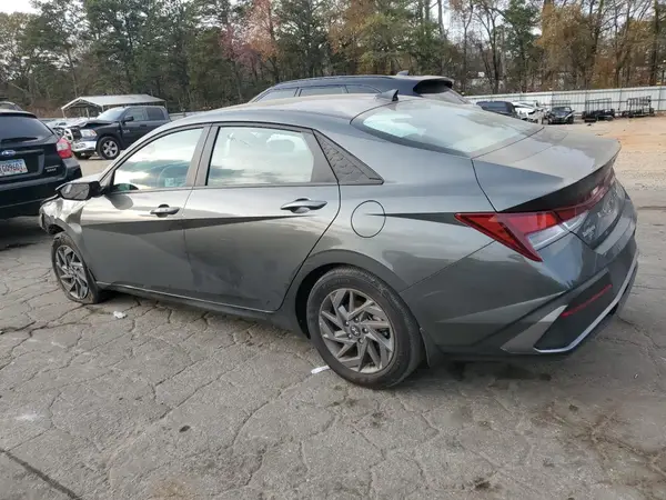 KMHLM4DG8RU730837 2024 HYUNDAI ELANTRA - Image 2