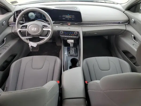 KMHLM4DG8RU731549 2024 HYUNDAI ELANTRA - Image 8