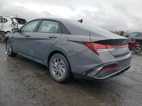 KMHLM4DG8RU732507 2024 HYUNDAI ELANTRA - Image 2