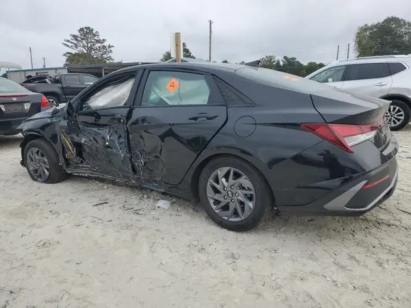 KMHLM4DG8RU733673 2024 HYUNDAI ELANTRA - Image 2