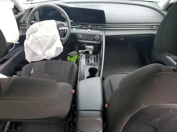 KMHLM4DG8RU733673 2024 HYUNDAI ELANTRA - Image 8