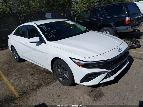 KMHLM4DG8RU734905 2024 HYUNDAI ELANTRA - Image 1