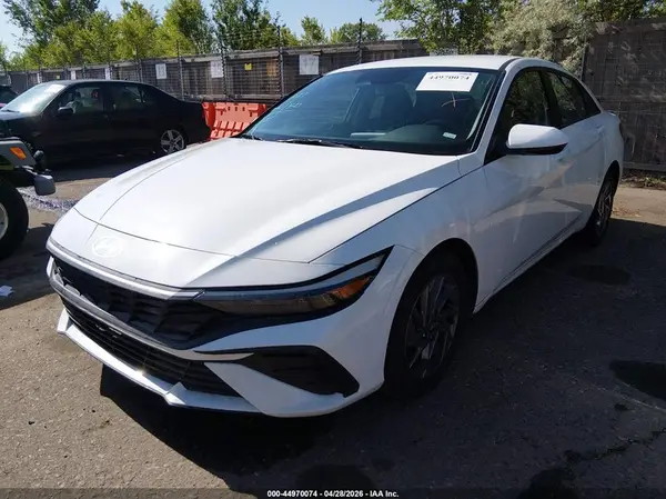 KMHLM4DG8RU734905 2024 HYUNDAI ELANTRA - Image 2
