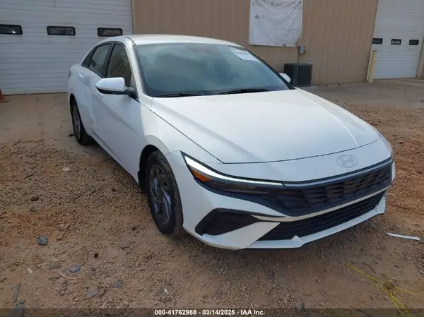 KMHLM4DG8RU734970 2024 HYUNDAI ELANTRA - Image 1