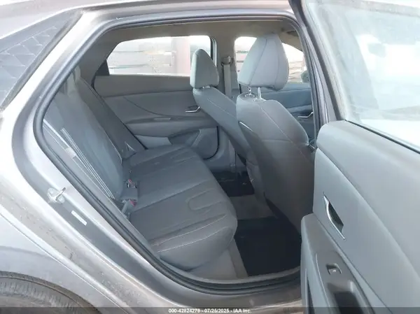 KMHLM4DG8RU736802 2024 HYUNDAI ELANTRA - Image 8