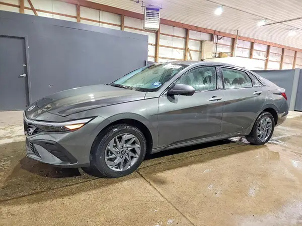 KMHLM4DG8RU743684 2024 HYUNDAI ELANTRA - Image 1