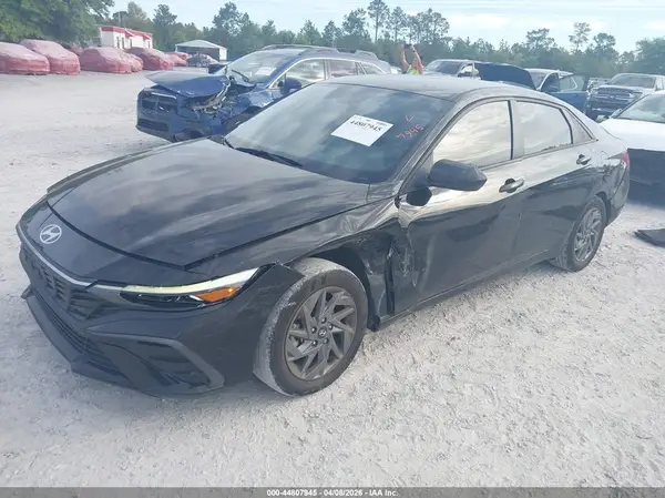 KMHLM4DG8RU750313 2024 HYUNDAI ELANTRA - Image 2