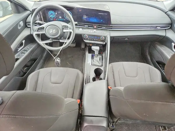 KMHLM4DG8RU751591 2024 HYUNDAI ELANTRA - Image 8