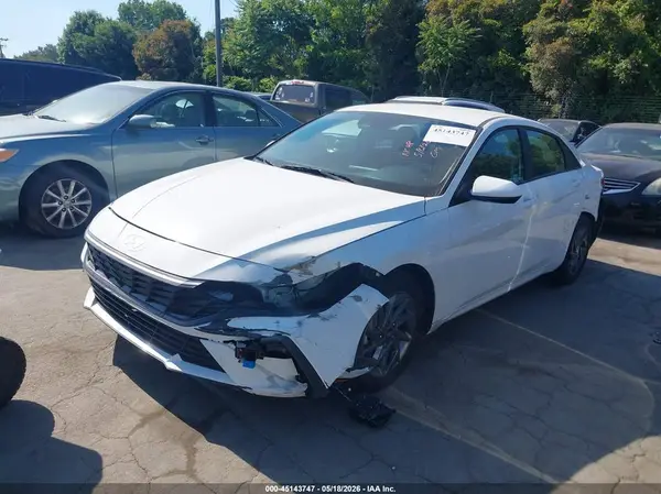 KMHLM4DG8RU755978 2024 HYUNDAI ELANTRA - Image 2