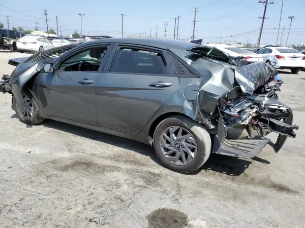 KMHLM4DG8RU756175 2024 HYUNDAI ELANTRA - Image 2