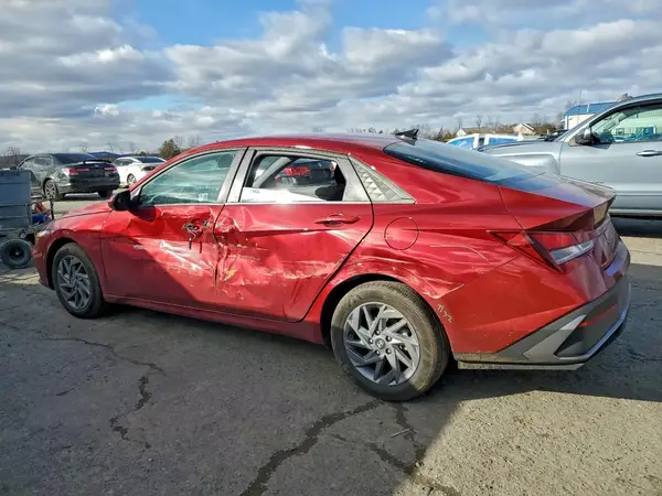 KMHLM4DG8RU760386 2024 HYUNDAI ELANTRA - Image 2